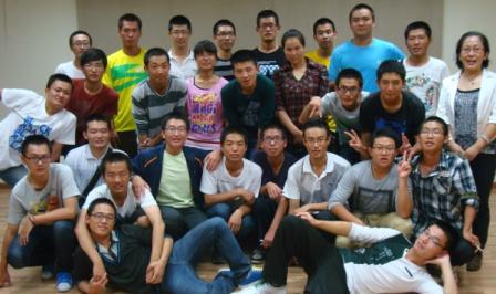 太阳成集团tyc122ccvip举办新生团体辅导活动