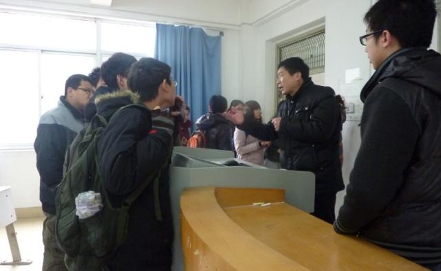 太阳成集团tyc122ccvip召开学分分析及后期学习动员会-02