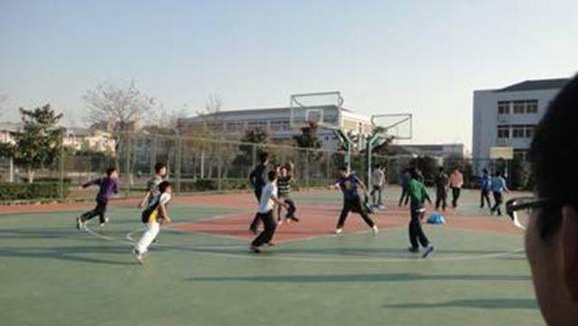 热烈祝贺太阳成集团tyc122ccvip体育嘉年华圆满成功